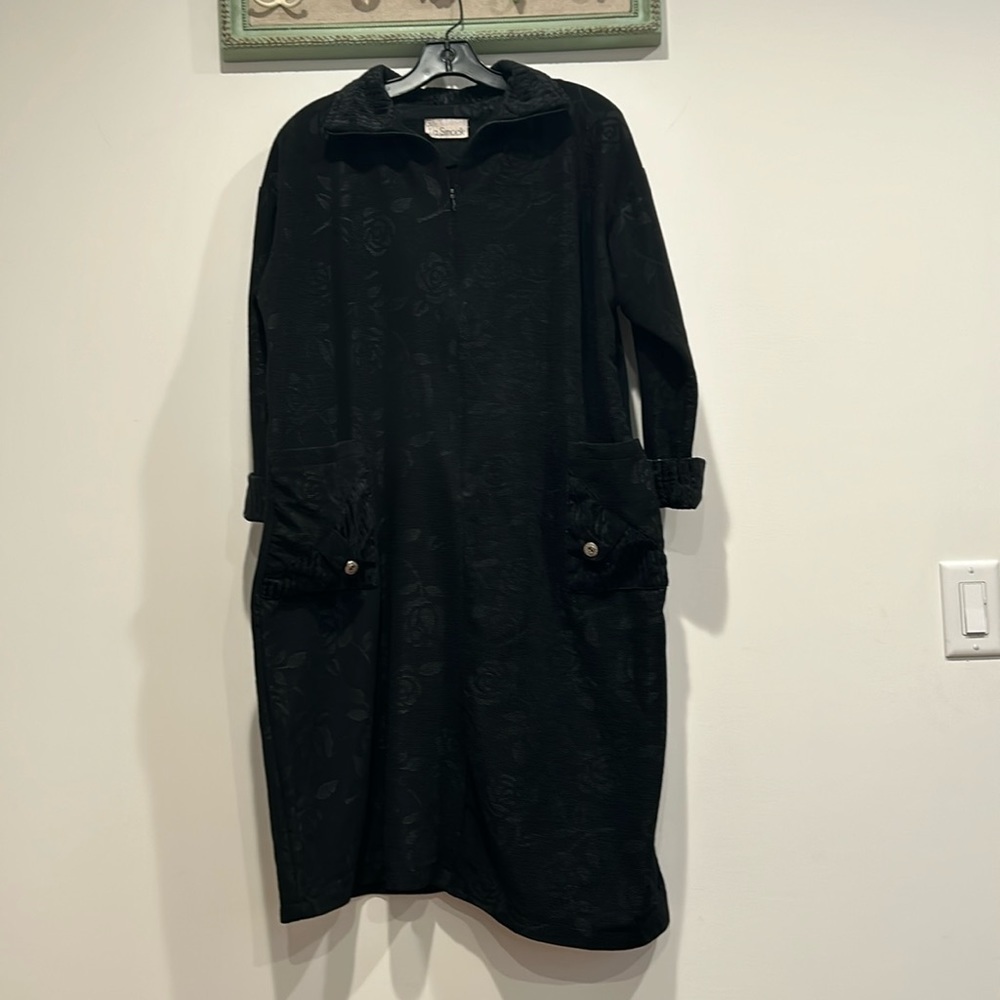 Vintage 70s La Smock Jacquard black rose house dress large / XL